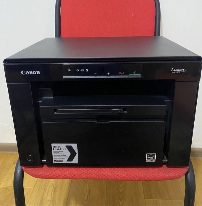 Canon MF-3010 почти новое состояние Мфу принтер