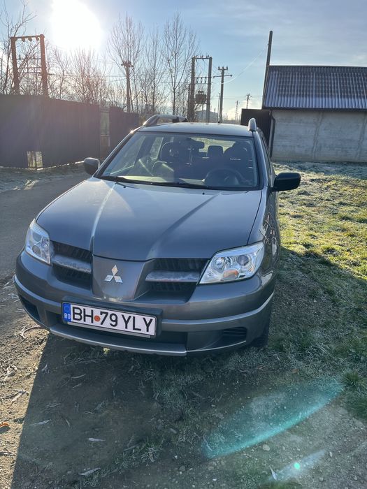 Mitsubshi outlander benzina