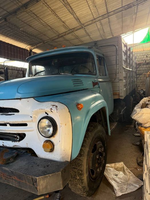 Zil sotiladi zapchastga