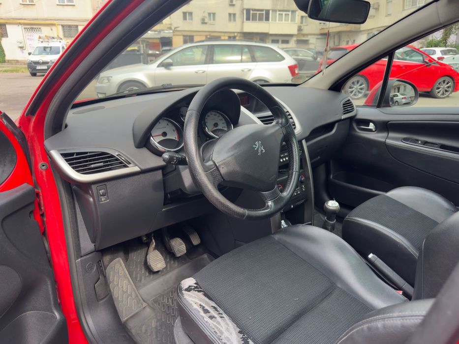 Vand Peugeot 207 din 2007 1.6 diesel