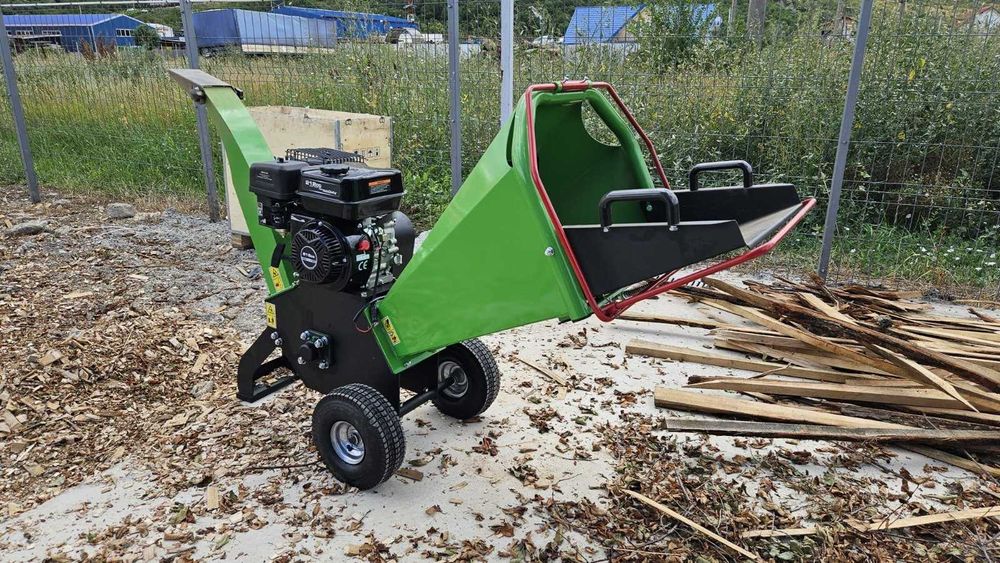 Дробилка за клони  GS-1500/ 4-6 м³/час/ 15 к.с. Безплатна доставка