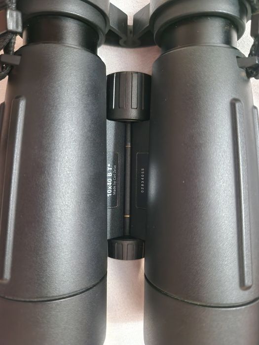 Бинокъл Zeiss Conquest 10 x 40