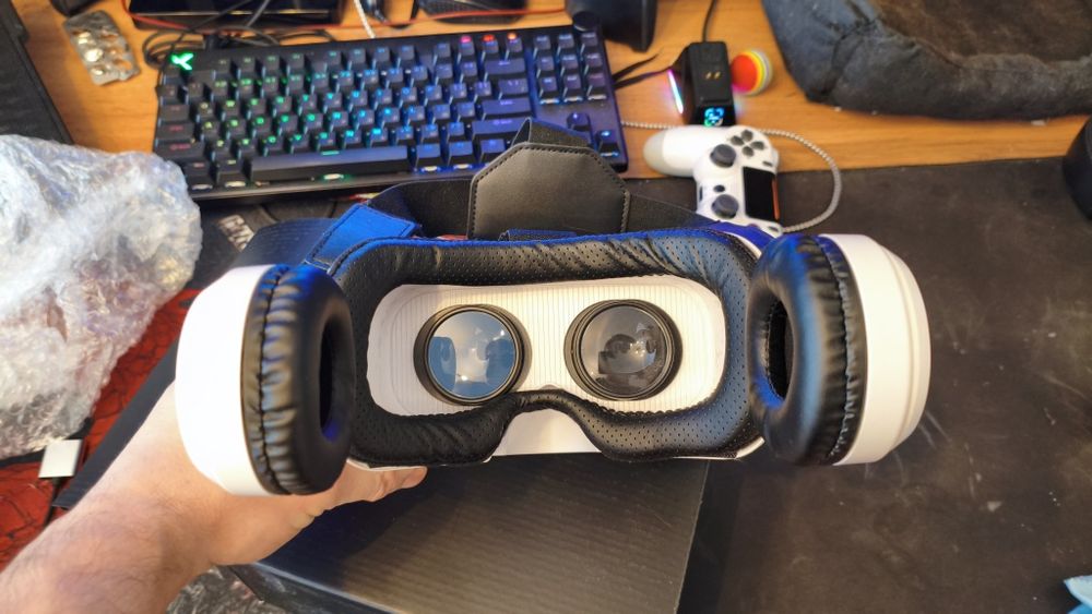 Очки виртуальной реальности SHINECON