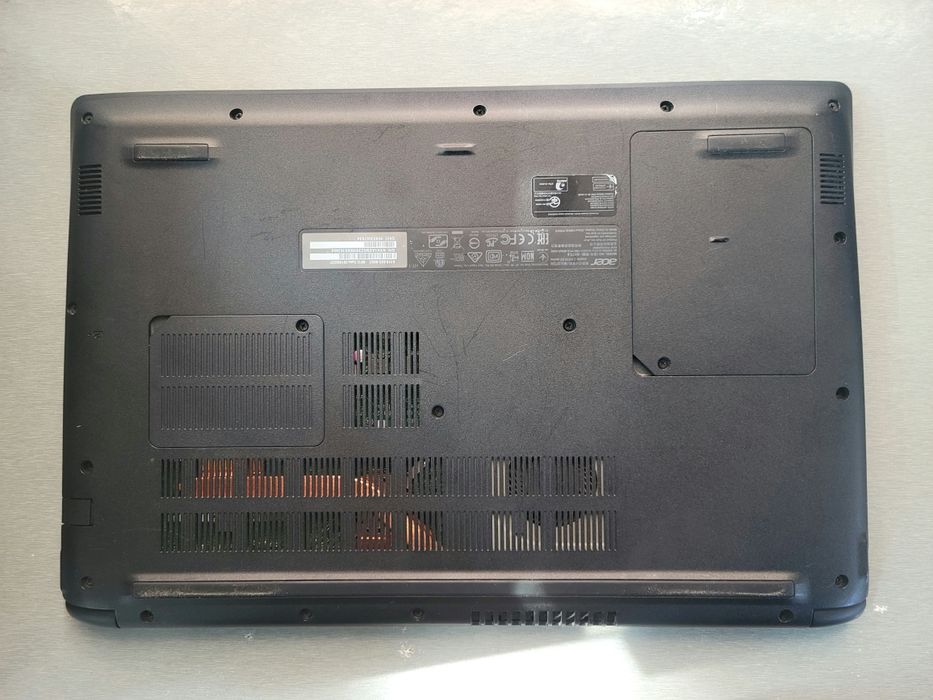 ACER Noutbuk Sotiladi: i7-8550U/8GB/256GB/1TB/MX130, 2GB