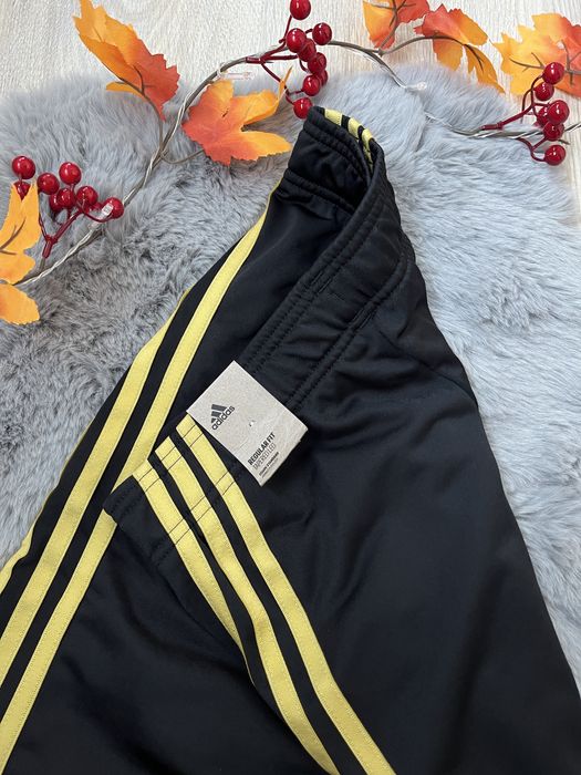 Adidas детски спортен екип нов