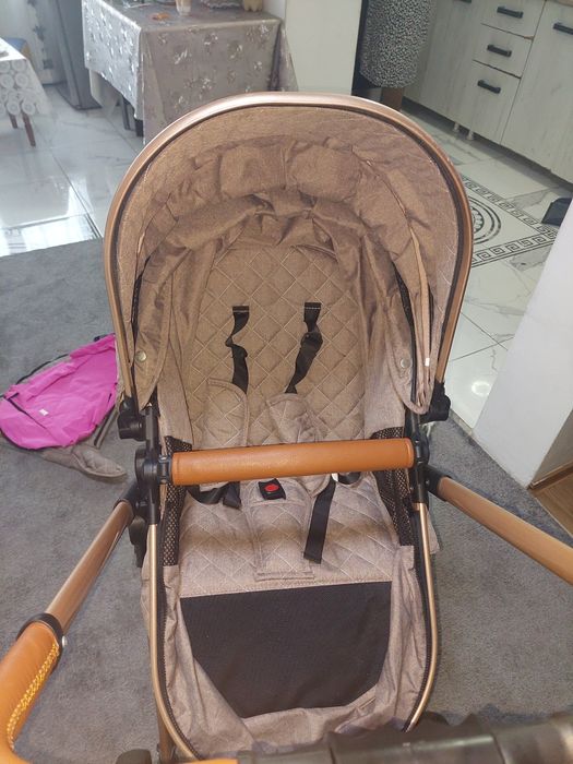 Nu fac livrare prin olx Bună vând Căruț copii 0-3