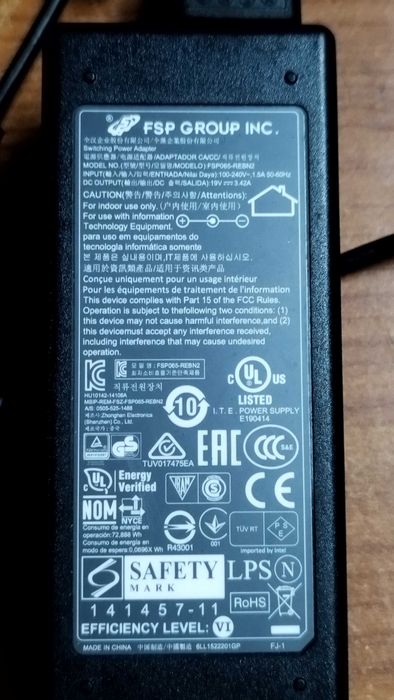 Адаптер - зарядно модел FSP065-REBN2 19V 3.42A / 5.5мм