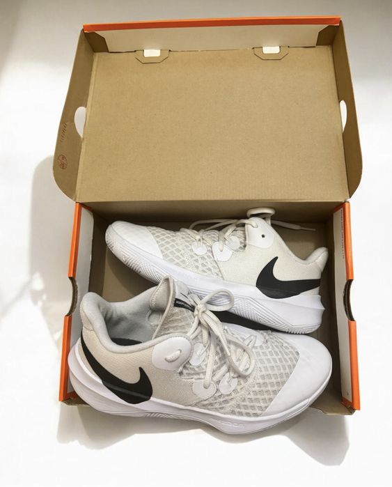Мъжки обувки Nike Zoom Hyperspeed Court