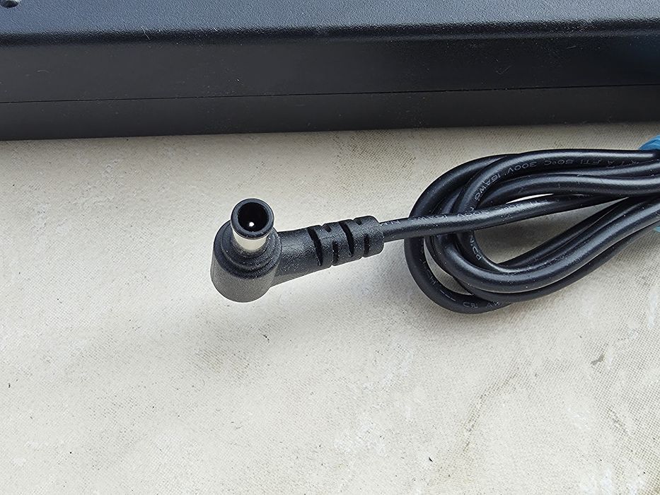 Alimentator Sony 19,5V 6,2A 120W