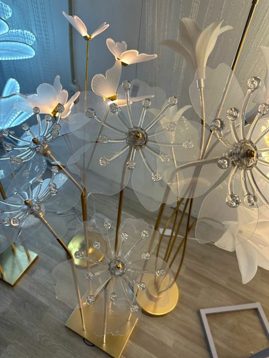 Светящиеся бабочки декор