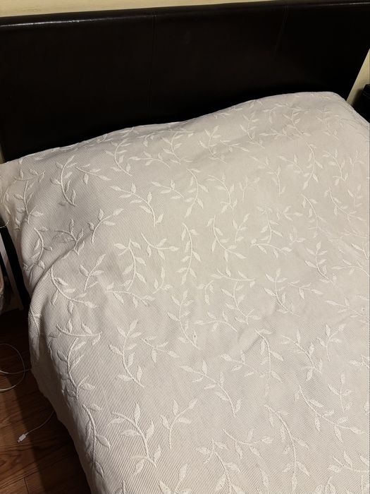 Спалня с матрак 140/200см