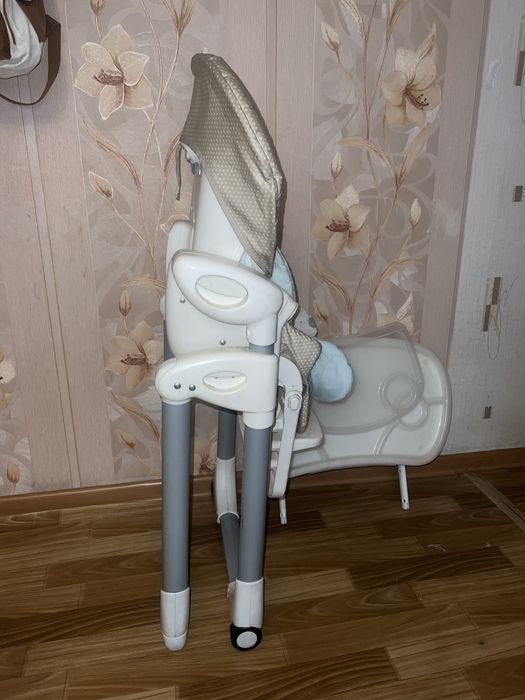 Столик для кормления