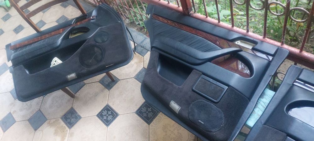 Обшивки дверей Мерседес w140
