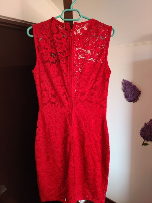 Vând rochie ocazie , nouă preț 80 lei