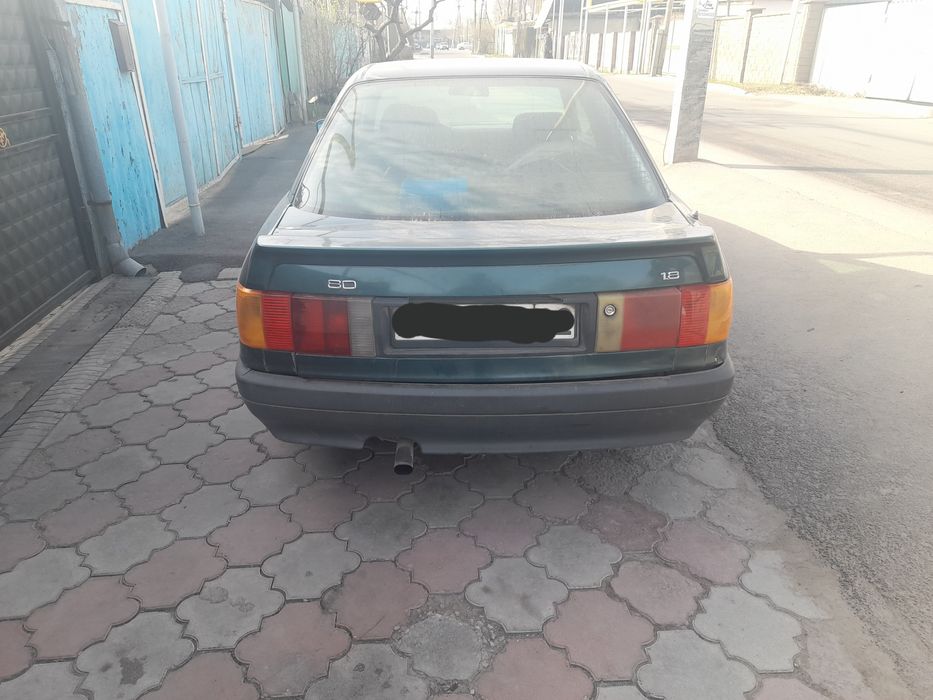 Продам ауди 80 .