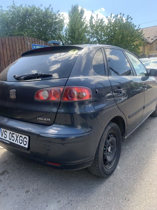 Vând Seat Ibiza 1.2 benzină, an 2004, în stare bună de funcționare