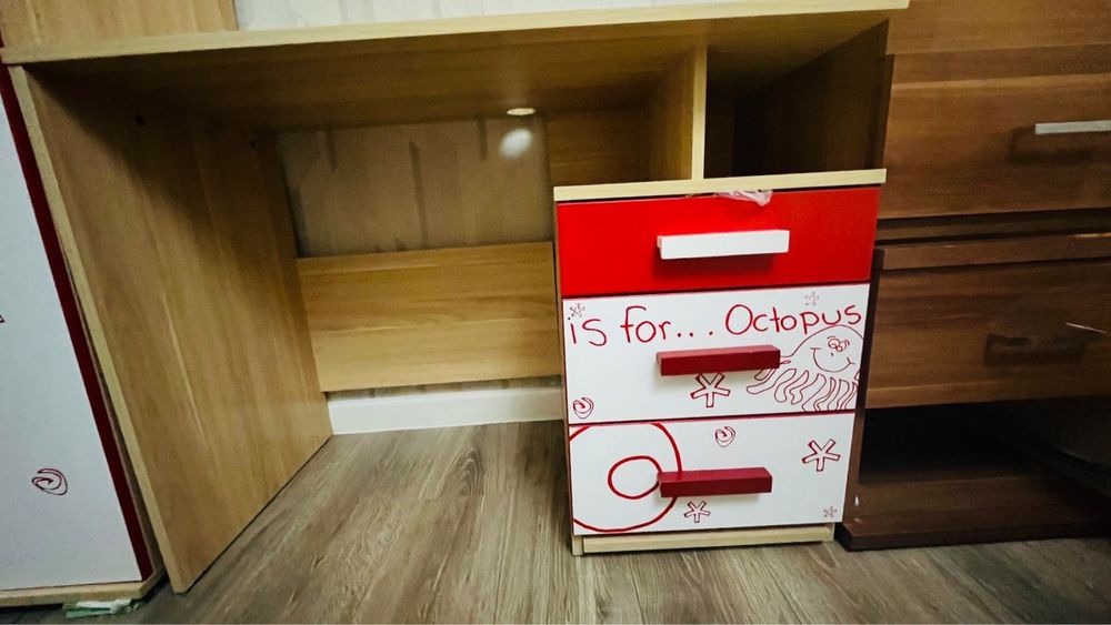 Детский шкаф в комплекте