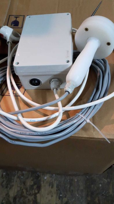 Asomator cu maner plastic