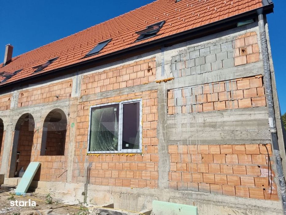 Casa tip duplex la 10min de centru! 3 nivele, teren 280mp