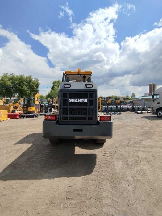 Фронтальный погрузчик SHANTUI L36-B5 2 куб, 3 куб в рассрочку Ташкенте