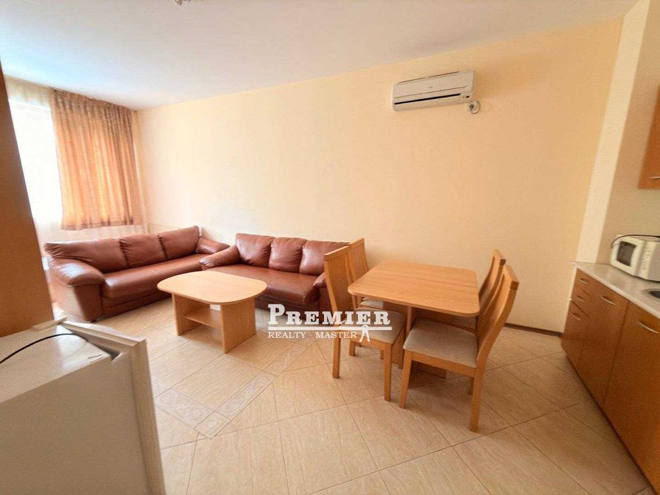 Обзаведен двустаен апартамент на 300 метра от морето в Слънчев бряг