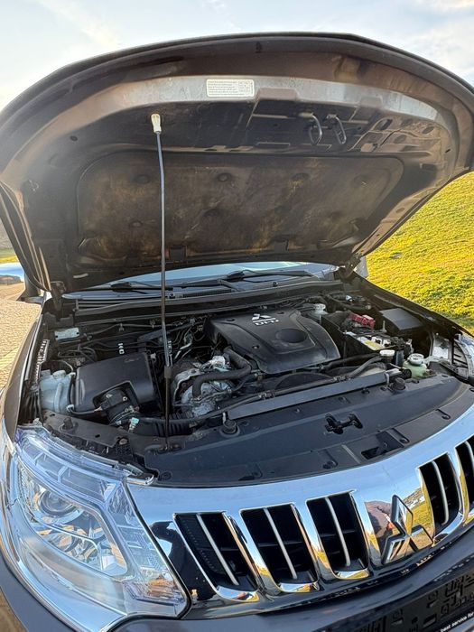 Mitsubishi L200  Garanție 12 luni 2017