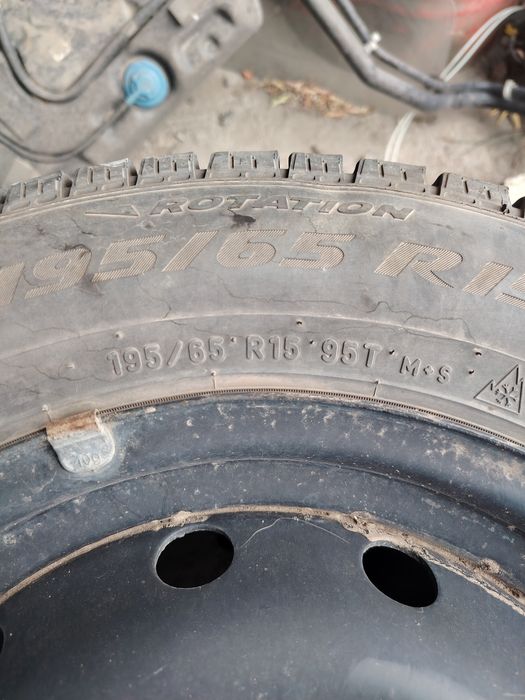 R 15 РЕЗИНА продам