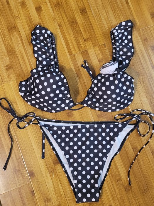 Costum de baie cu buline măsura M