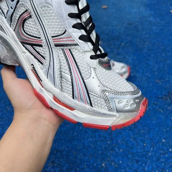 Balenciaga Runner - White/Black