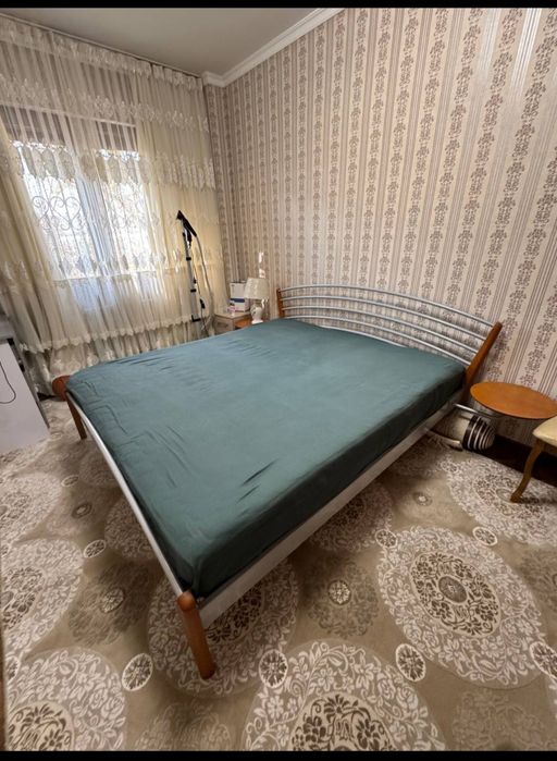 Кровать  тор есть