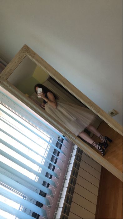 Рокля на марката Evis