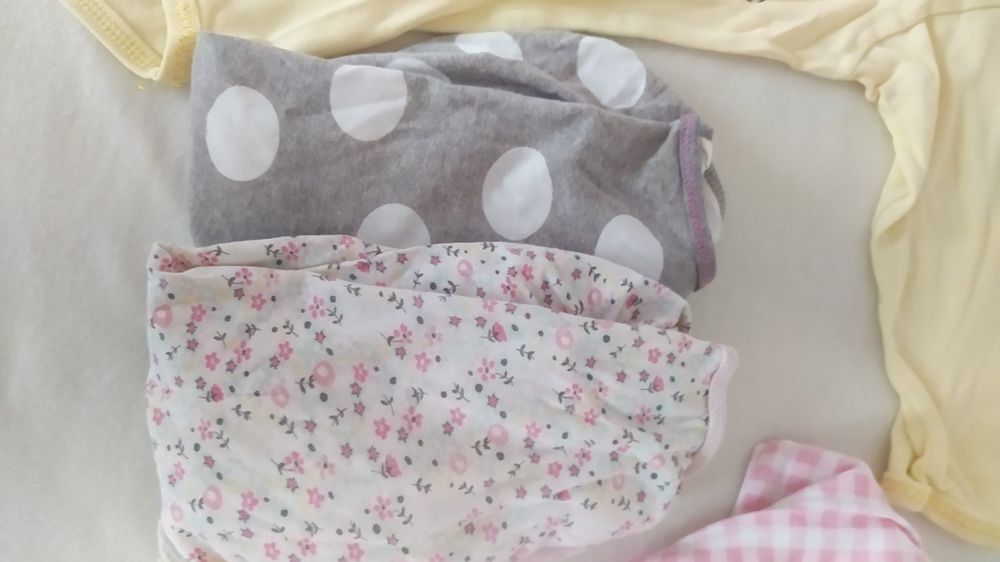 Пижами ромпъри и бодита за момиченце