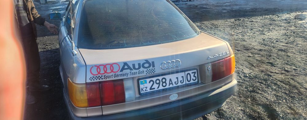 Продам ауди 89 б3