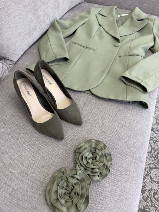 Пиджак и туфли нарядные