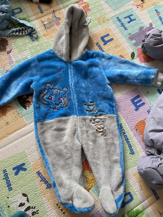 Детские комбинезоны