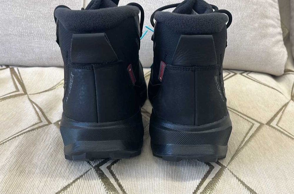 Кроссовки зимние - ADIDAS