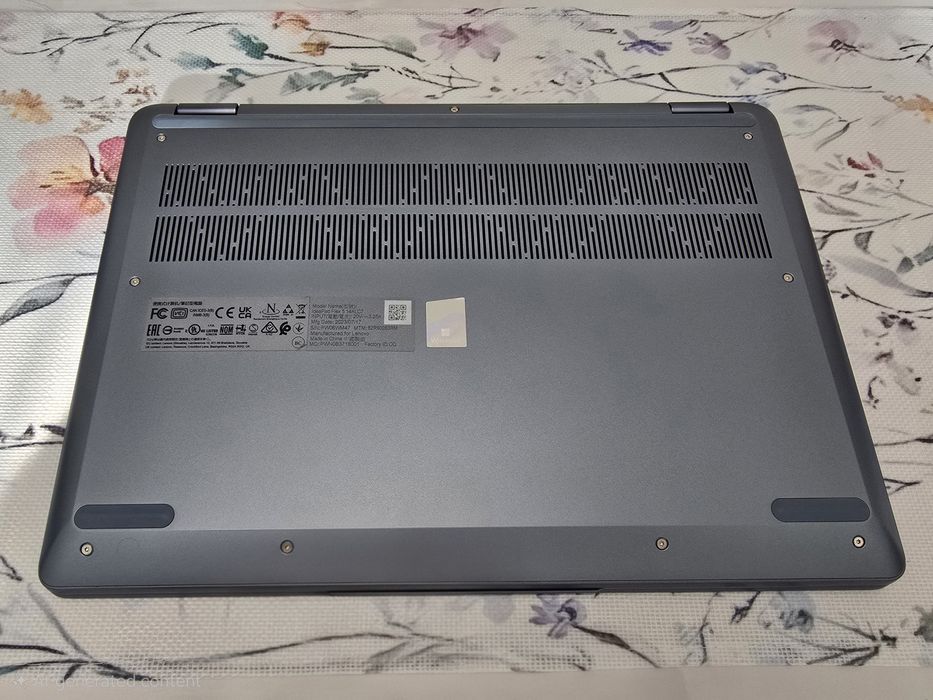 Laptop Lenovo IdeaPad Flex 5 14ALC7
