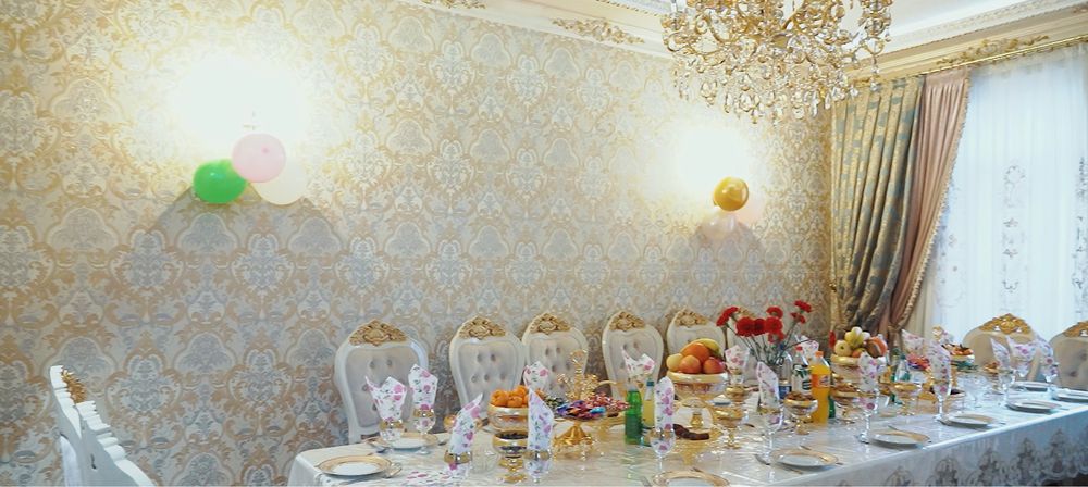 Стол стул мебель на зал