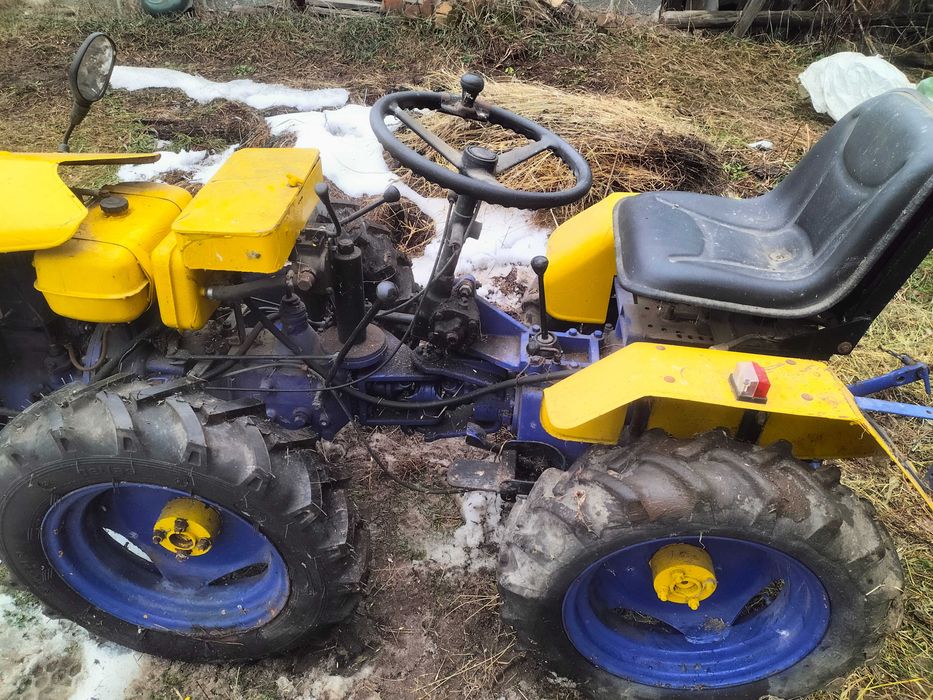 Tractor articulat  4x4 18cp