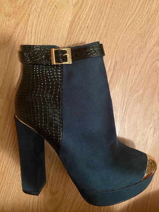 Botine cu toc, insertii piele ecologica, noi, nepuratate