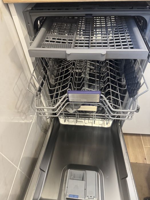 Съдомиялна за вграждане Beko