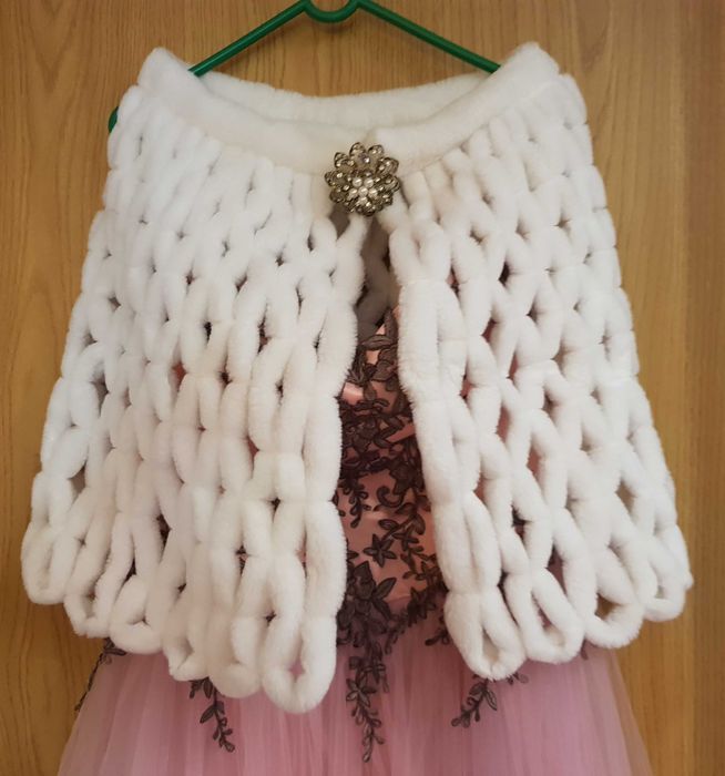 Rochie de nuntă trandafiriu,tull si broderie,marimea 38