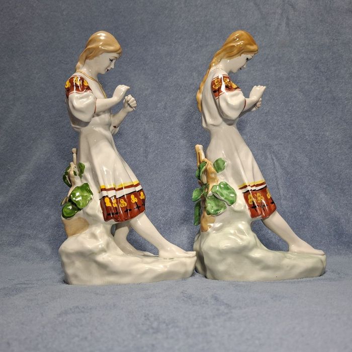 Статуэтка фарфоровая винтаж