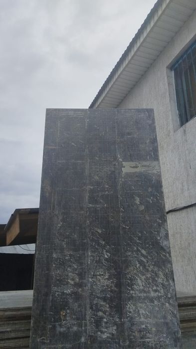 Фундаментке опалубка, фасадқа леса, жеткізу бар