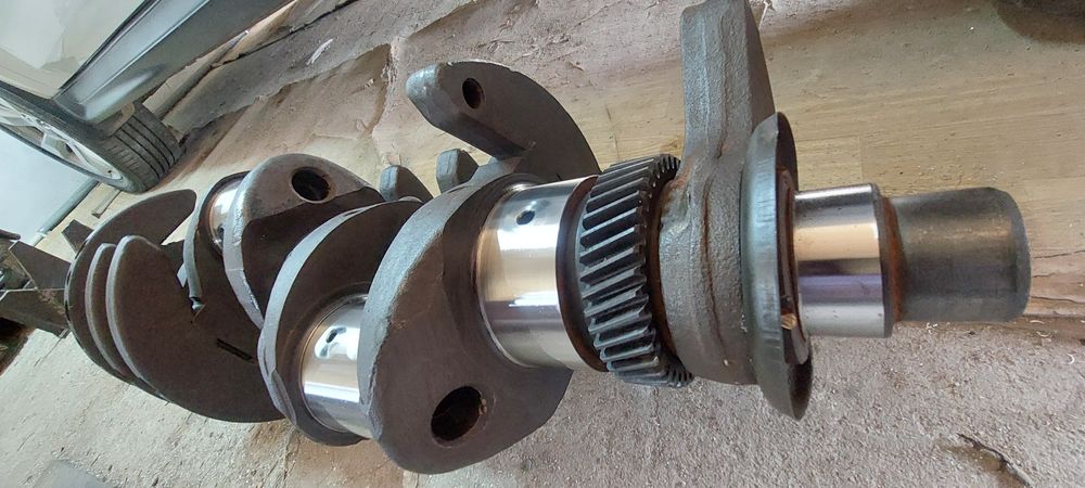 Коленвал ЯМЗ-236 МАЗ Вектор