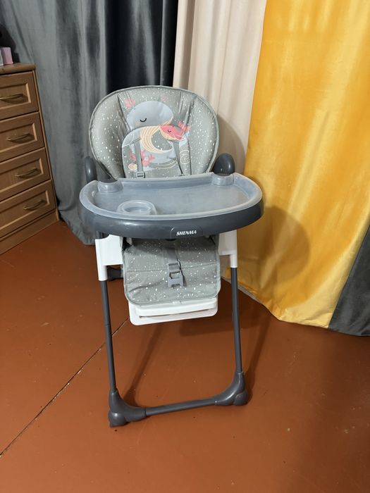 Детский столик для кормления