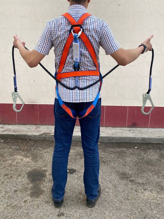 Страховочный, мантажный пояс с аматизатором