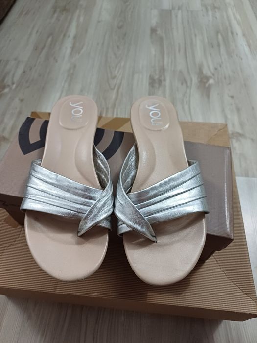 Papuci piele naturala,,falcomer,, ,,Joy by crocs,,