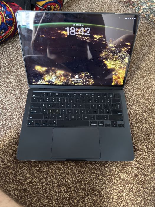 Macbook air m2 obmen yoki kelishamis