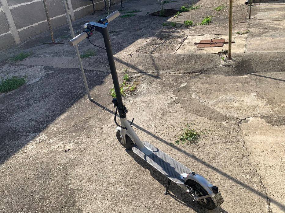 Trotineta electrică în stare bună